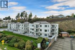 108 1350 Island Hwy S  Campbell River, BC V9W 1B5