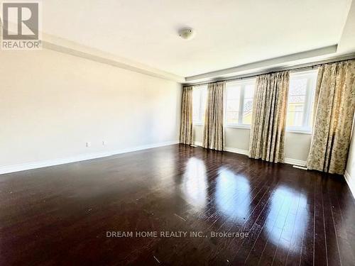 28 Larkin Avenue, King, ON - Indoor Photo Showing Other Room