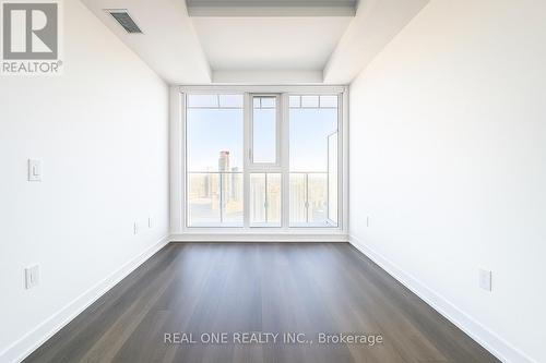 3512 - 3900 Confederation Parkway, Mississauga, ON - Indoor Photo Showing Other Room