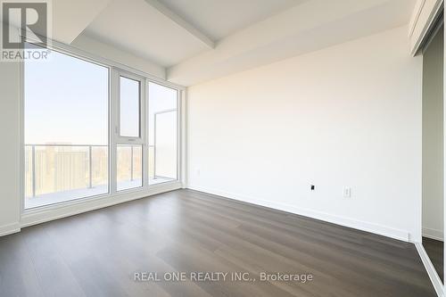 3512 - 3900 Confederation Parkway, Mississauga, ON - Indoor Photo Showing Other Room