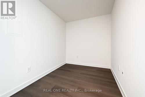 3512 - 3900 Confederation Parkway, Mississauga, ON - Indoor Photo Showing Other Room
