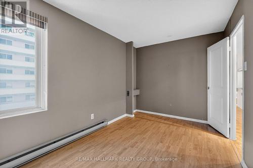 705 - 141 Somerset Street W, Ottawa, ON - Indoor Photo Showing Other Room