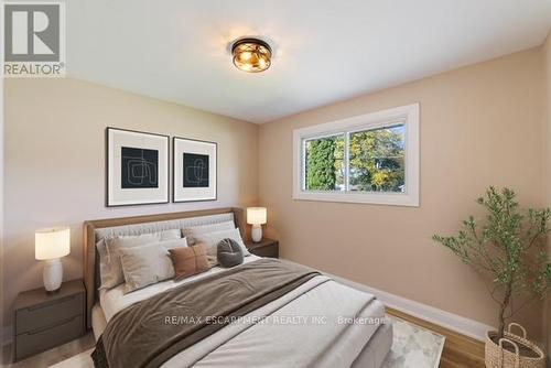 131 Sanatorium Road, Hamilton, ON - Indoor Photo Showing Bedroom