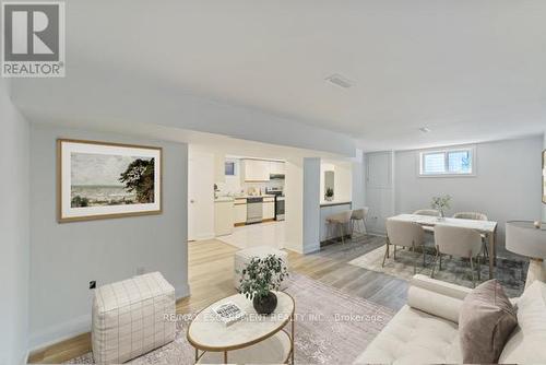 131 Sanatorium Road, Hamilton, ON - Indoor Photo Showing Living Room