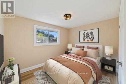 131 Sanatorium Road, Hamilton, ON - Indoor Photo Showing Bedroom