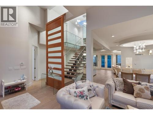 1450 Fulton Avenue, West Vancouver, BC 