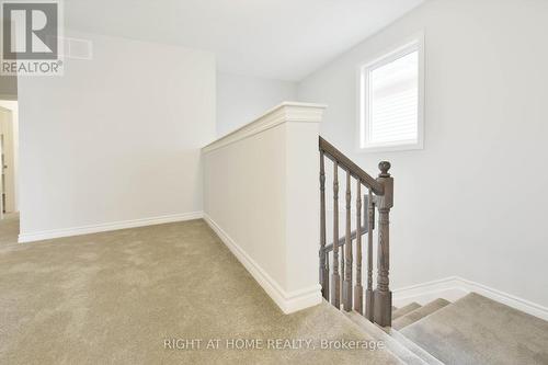 623 Perseus Avenue, Ottawa, ON - Indoor Photo Showing Other Room