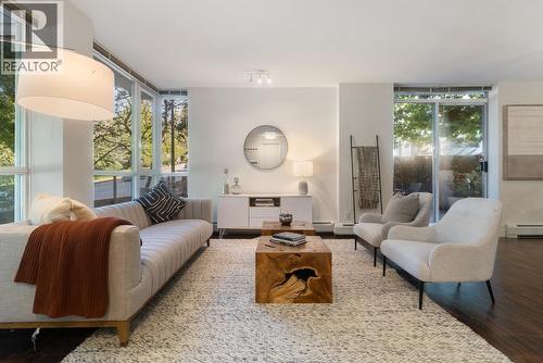 188 Chesterfield Avenue, North Vancouver, BC 