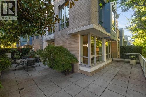 188 Chesterfield Avenue, North Vancouver, BC 