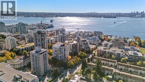 188 Chesterfield Avenue, North Vancouver, BC 