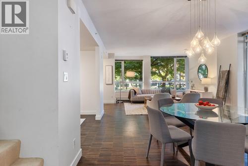 188 Chesterfield Avenue, North Vancouver, BC 