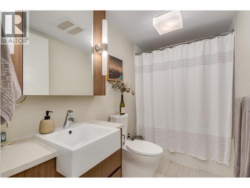 Ph1 562 E 7Th Avenue, Vancouver, BC 