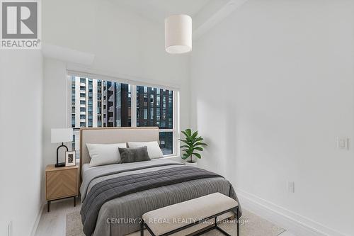 1303 - 110 Broadway Avenue, Toronto, ON 