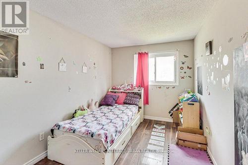 310 Ormond Drive, Oshawa, ON - Indoor Photo Showing Bedroom