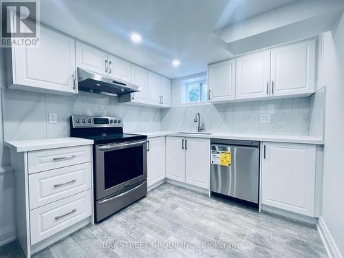Bsmt - 1347 Victoria Park Avenue, Toronto, ON - Indoor Photo Showing Kitchen