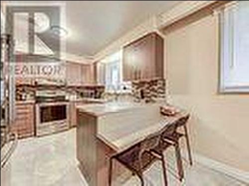 1183 Forestwood Drive, Mississauga, ON - Indoor