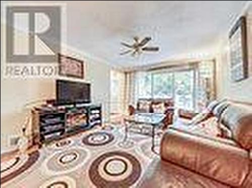 1183 Forestwood Drive, Mississauga, ON - Indoor Photo Showing Living Room