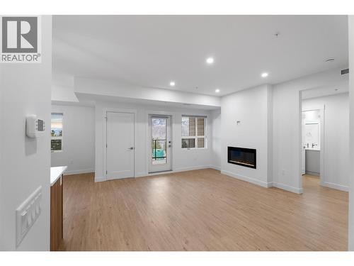 1844 Qu'Appelle Boulevard Unit# 107, Kamloops, BC - Indoor With Fireplace