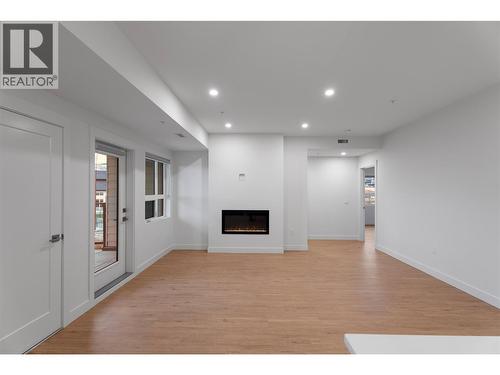 1844 Qu'Appelle Boulevard Unit# 107, Kamloops, BC - Indoor