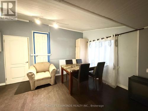 Side - 401 Queenston Street, St. Catharines, ON - Indoor