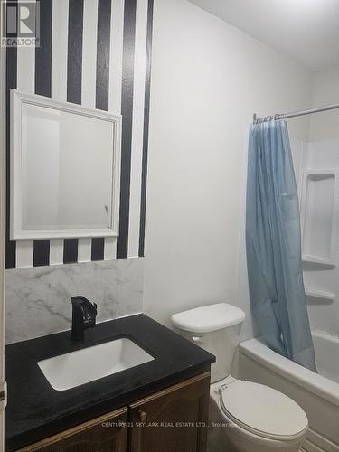 4 - 8 Wellington Street, Clarington, ON - Indoor Photo Showing Bathroom
