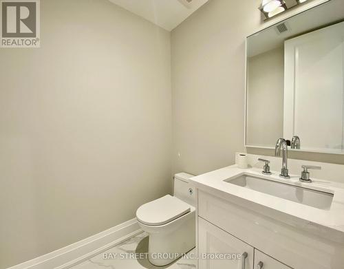 36 Elm Grove Avenue, Richmond Hill, ON - Indoor Photo Showing Bathroom