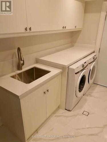 36 Elm Grove Avenue, Richmond Hill, ON - Indoor Photo Showing Laundry Room