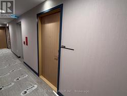 2705 - 395 SQUARE ONE DRIVE  Mississauga, ON L5B 0P6