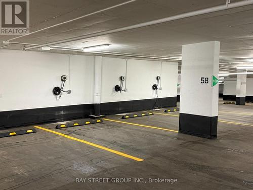 2705 - 395 Square One Drive, Mississauga, ON - Indoor Photo Showing Garage