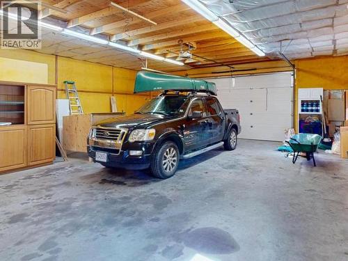 3749 Highway 101, Powell River, BC - Indoor Photo Showing Garage