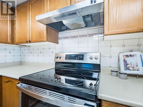 306 - 26 Hall Road, Halton Hills, ON - Indoor Photo Showing Kitchen