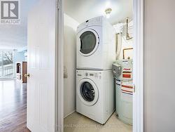 Ensuite laundry - 