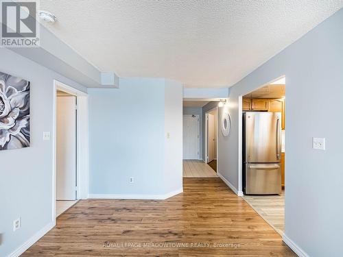 Freshly painted - 306 - 26 Hall Road, Halton Hills, ON - Indoor Photo Showing Other Room