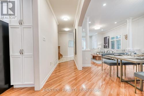 2422 Hertfordshire Way, Oakville, ON - Indoor
