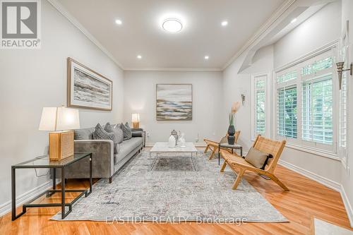 2422 Hertfordshire Way, Oakville, ON - Indoor Photo Showing Living Room
