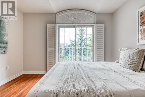 2422 Hertfordshire Way, Oakville, ON - Indoor Photo Showing Bedroom