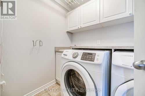 2422 Hertfordshire Way, Oakville, ON - Indoor Photo Showing Laundry Room