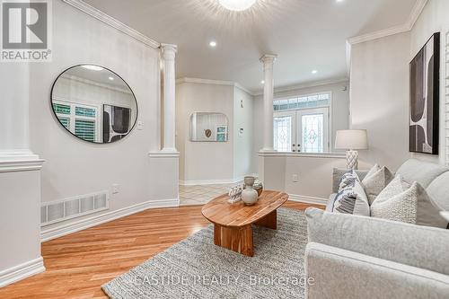 2422 Hertfordshire Way, Oakville, ON - Indoor Photo Showing Living Room