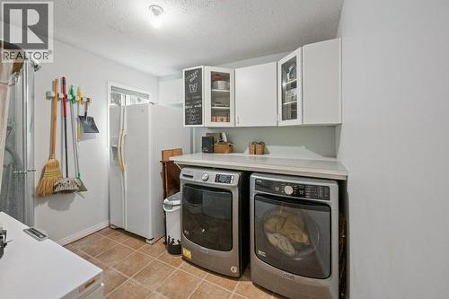 459 Johnson Crescent, Oliver, BC - Indoor Photo Showing Laundry Room