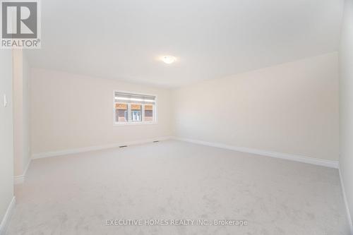 6 Mac Campbell Way, Bradford West Gwillimbury, ON - Indoor Photo Showing Other Room