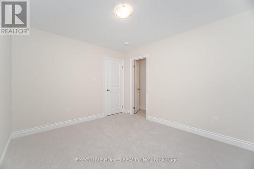 6 Mac Campbell Way, Bradford West Gwillimbury, ON - Indoor Photo Showing Other Room