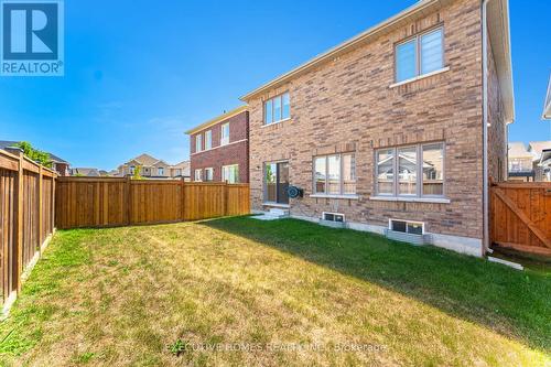 6 Mac Campbell Way, Bradford West Gwillimbury, ON - Outdoor