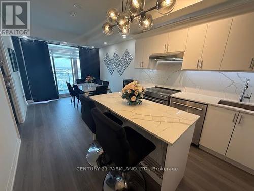 1208 - 8960 Jane Street, Vaughan, ON - Indoor Photo Showing Kitchen