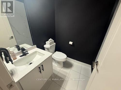 1208 - 8960 Jane Street, Vaughan, ON - Indoor Photo Showing Bathroom