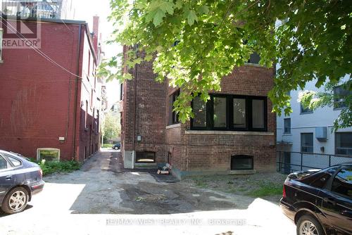 4 - 152 Dowling Avenue, Toronto, ON - Outdoor