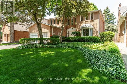 1859 Sherwood Forrest Circle, Mississauga, ON - Outdoor