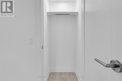 714 - 60 Central Park Roadway, Toronto, ON - Indoor