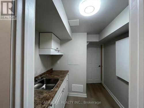 Bsmt - 401 Kittridge Road, Oakville, ON - Indoor Photo Showing Other Room