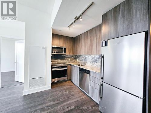 2036 - 5 Mabelle Avenue, Toronto, ON - Indoor Photo Showing Kitchen With Stainless Steel Kitchen
