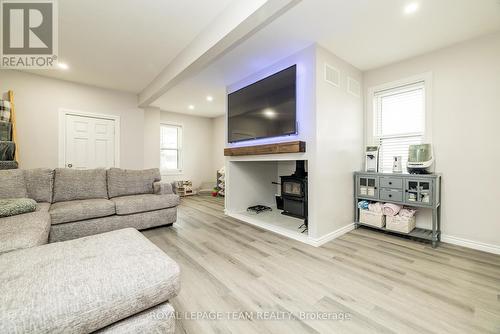 10528 Van Allen Road, North Dundas, ON - Indoor Photo Showing Living Room With Fireplace